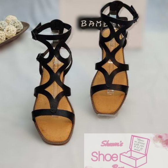 Bamboo Sandal - Picture 1 of 2